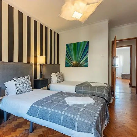 Apolónia 3e Five Bedrooms