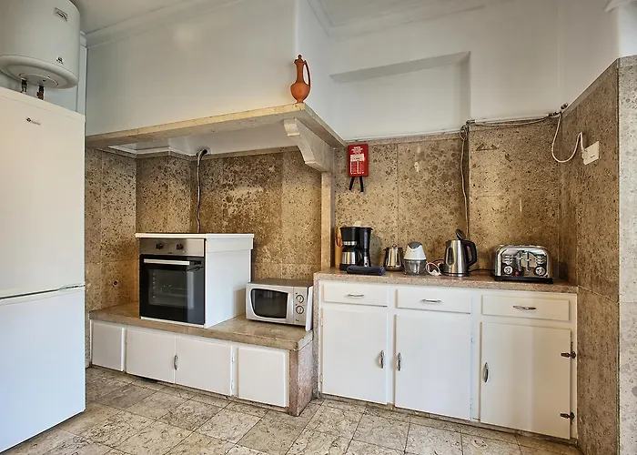 Apolonia 3e Five Bedrooms Апартаменти