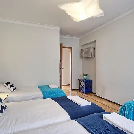 Apolonia 3e Five Bedrooms Apartman